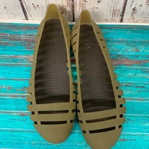 Green Crocs Flats sz 8